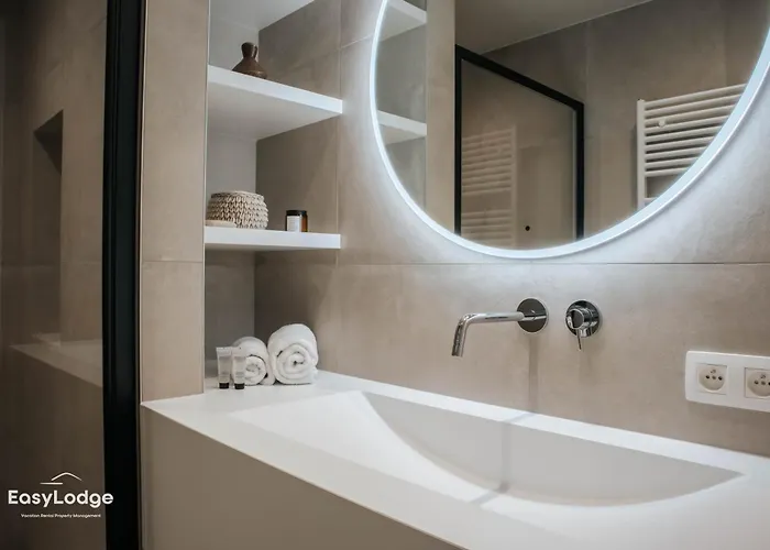 아파트 Zephyr - Stijlvol Met Terras En Panoramisch Zeezicht *