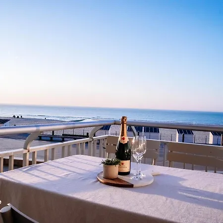 Lejlighed Zephyr - Stijlvol Met Terras En Panoramisch Zeezicht Oostende